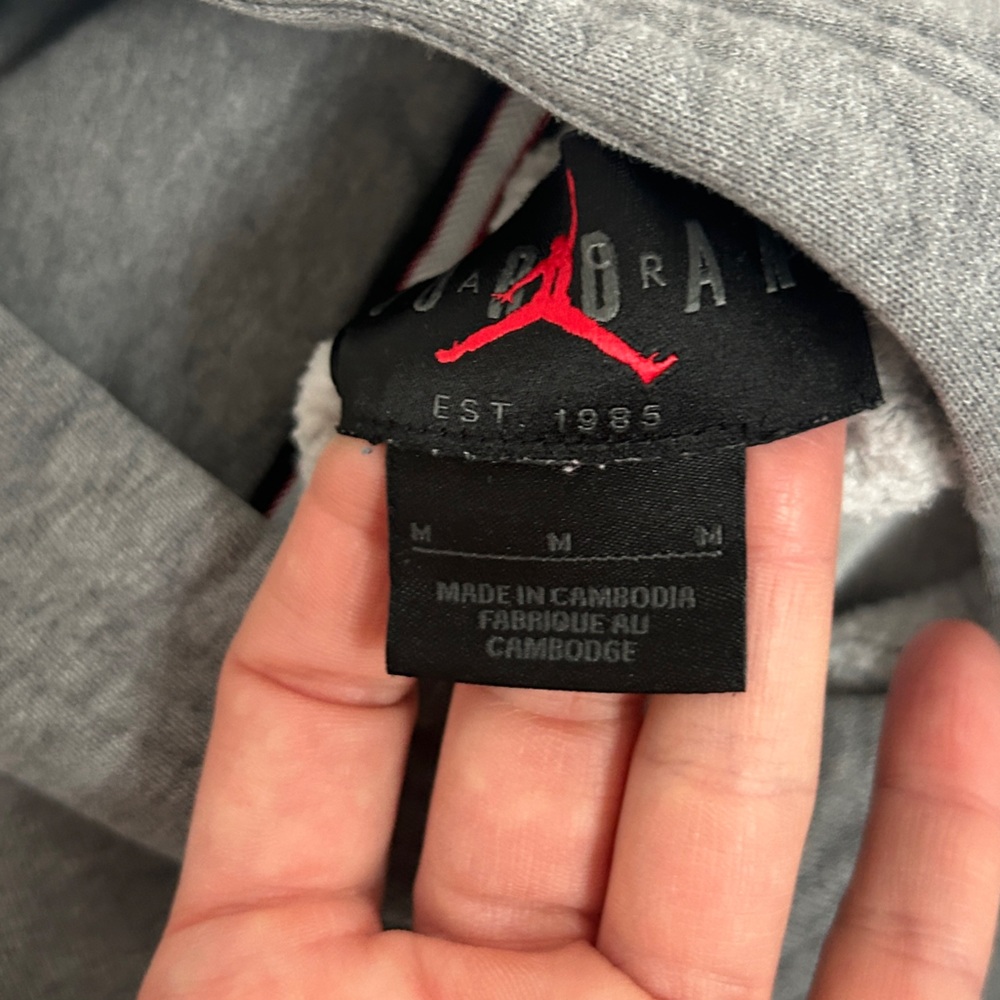 Nike air Jordan essential fleece gray set hoodie and shorts M - Picture 7 of 9